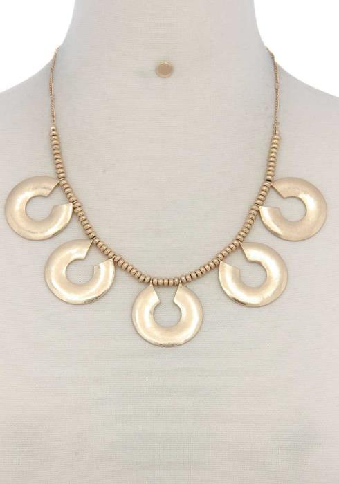METAL OPEN CIRCLE NECKLACE