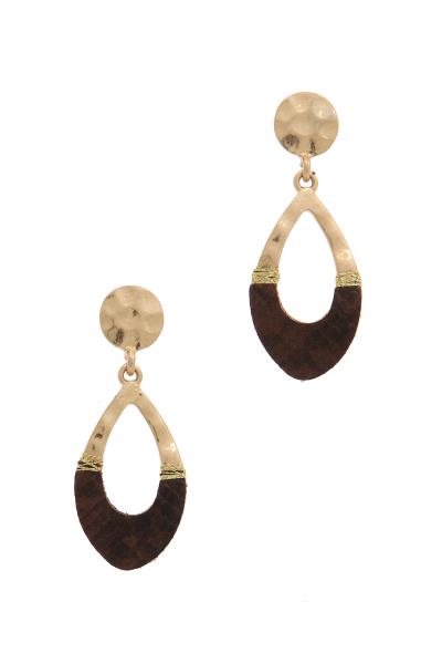 HALF LEATHER TEAR DROP SHAPE METAL DROP EARRING