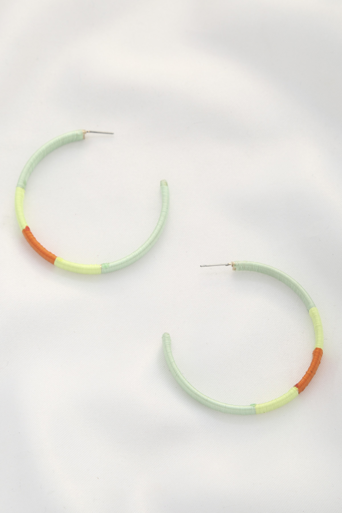 MULTI COLOR THREAD WRAP OPEN HOOP EARRING