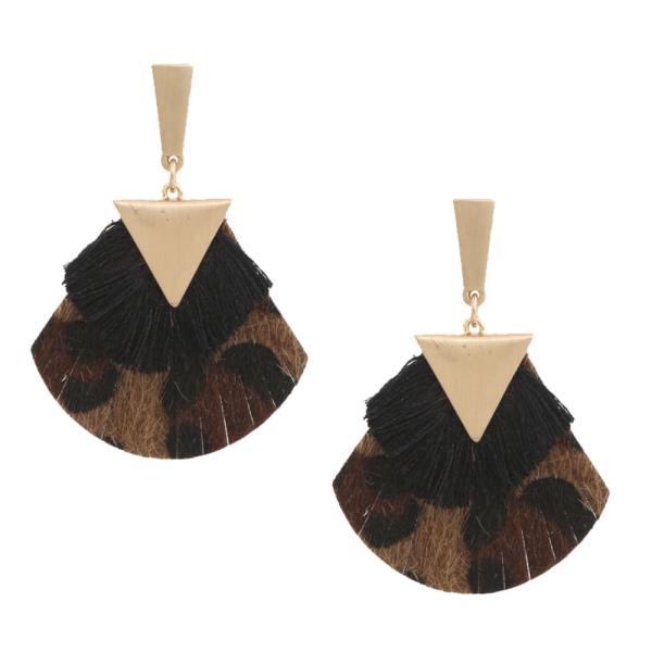 FAN TASSEL DANGLE EARRING