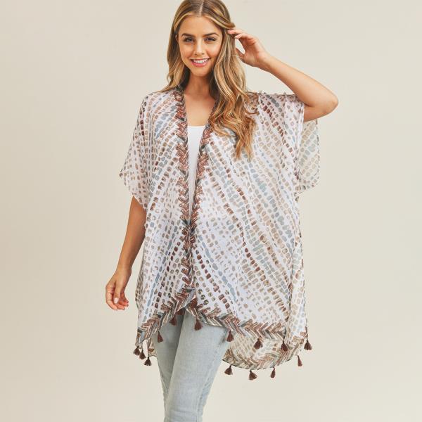 MULTI DASH PATTERN TASSEL KIMONO