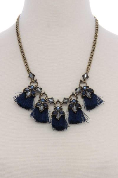 RHINESTONE TASSEL STATEMENT SHORT NECKLACE