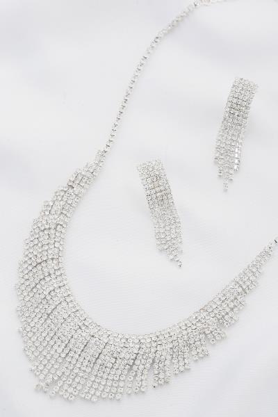 RHINESTONE NECKLACE