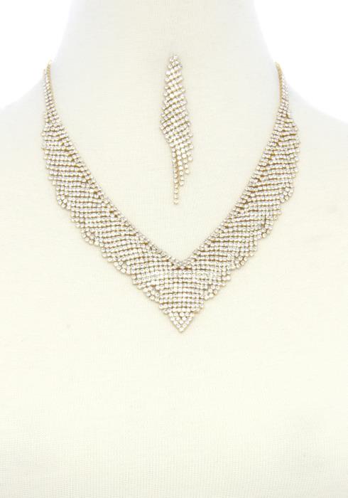 RHINESTONE V SHAPE NECKLACE