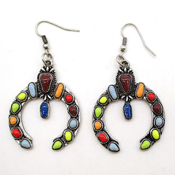 METAL WESTERN STYLE STONE DANGLE EARRING