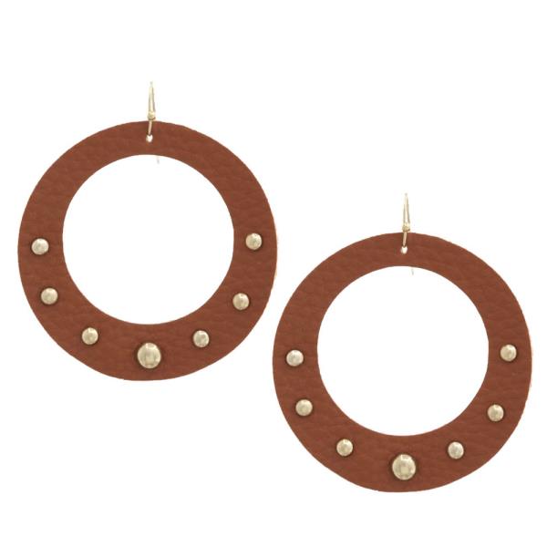 FAUX LEATHER ROUND STUDDED EARRING