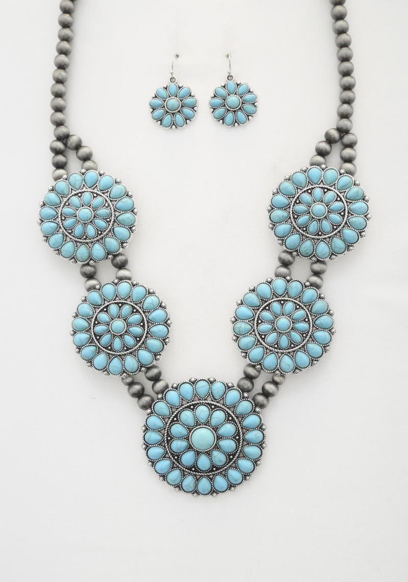 WESTERN CONCHO BEADED NECKLACE