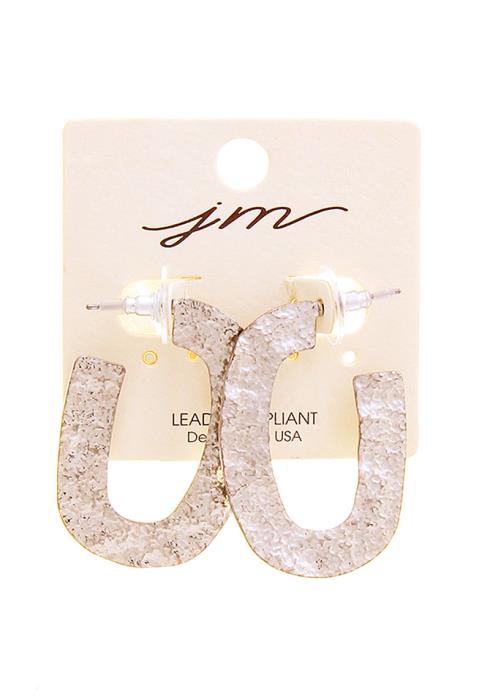 HAMMERED OPEN OVAL METAL EARRING