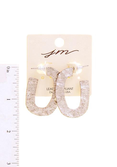 HAMMERED OPEN OVAL METAL EARRING