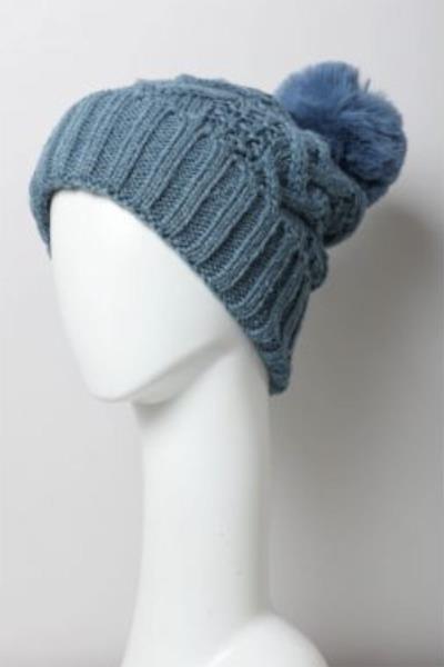 CABLE KNIT ROUND POM BEANIE