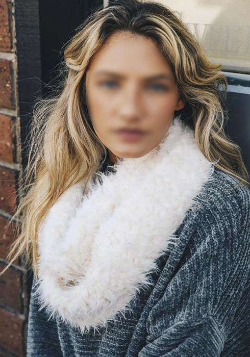 SHAGGY FAUX FUR INFINITY SCARF