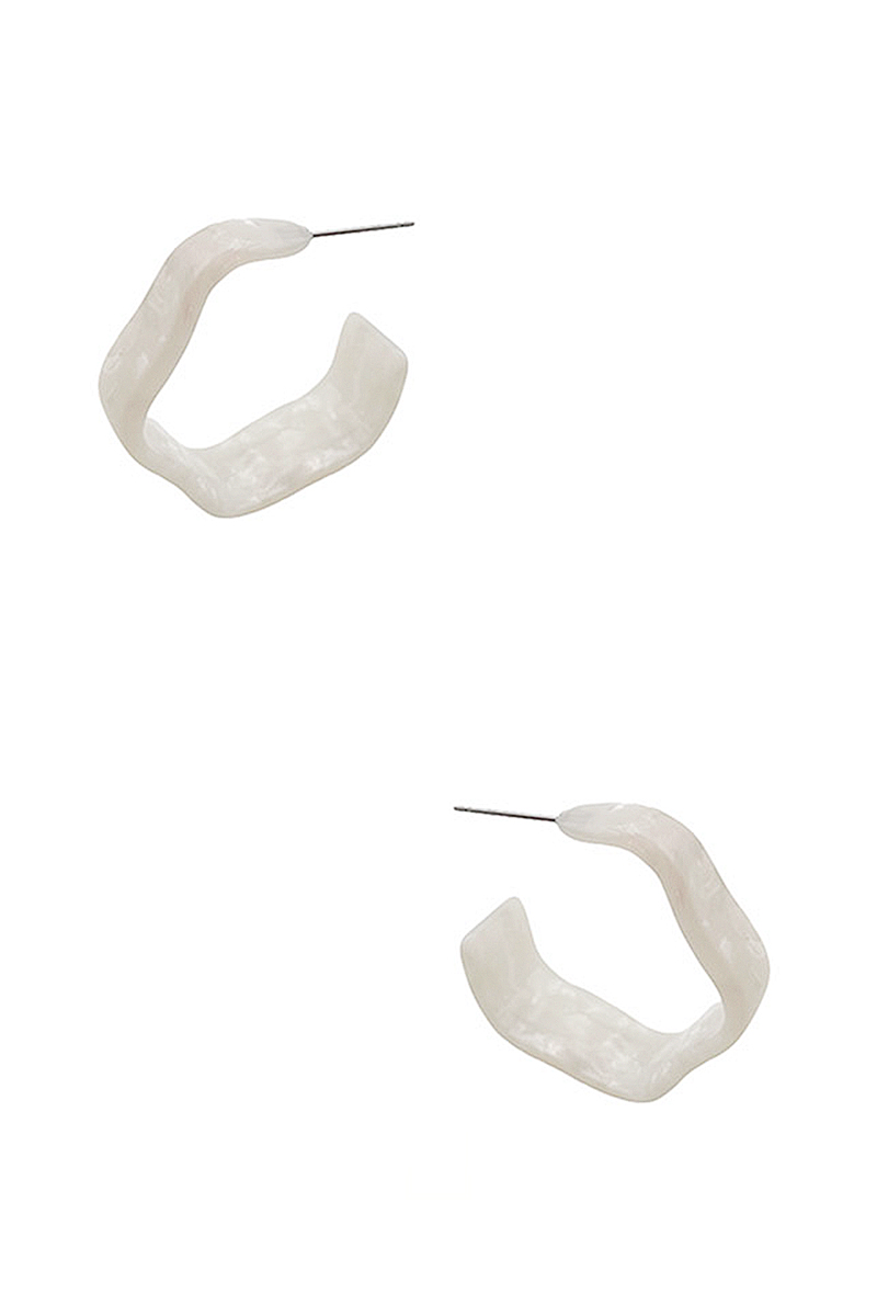 FASHION OPEN CURVED CLAY DESIGN EARRING