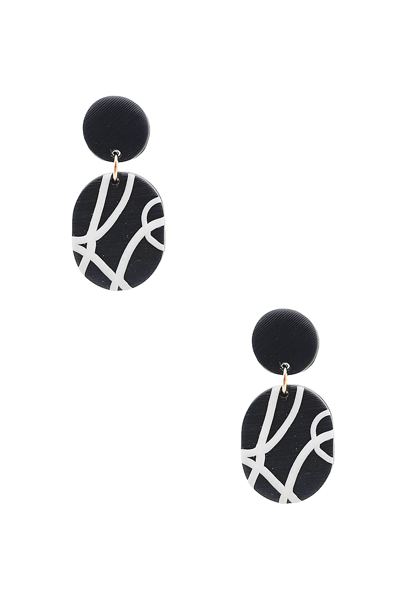 STYLISH CLAY OVAL LINE DESIGN EARRING