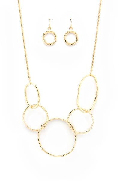 CIRCLE OVAL LINK NECKLACE