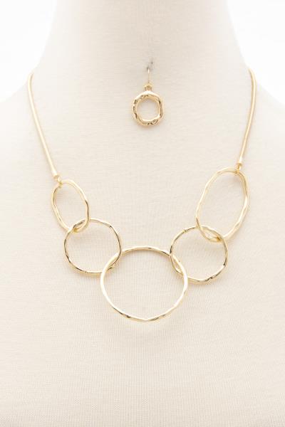 CIRCLE OVAL LINK NECKLACE