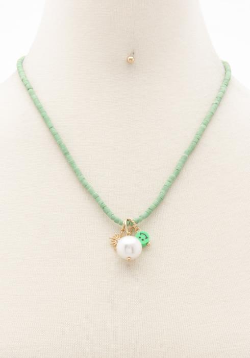 PEARL HAPPY FACE CHARM BEADED NECKLACE