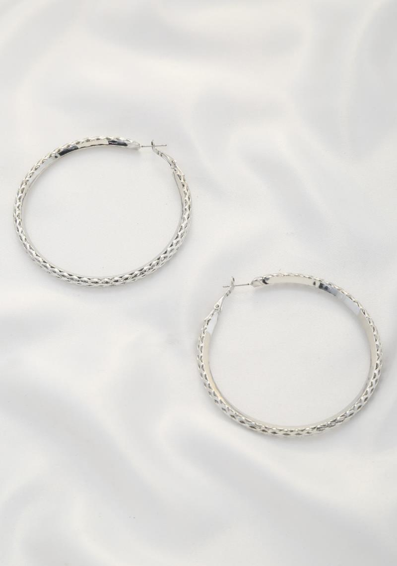 FASHION TEXTURE METAL HOOP 70MM EARRING