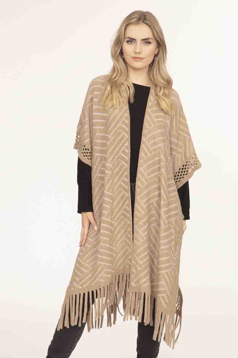 HERRINGBONE PATTERN KNIT FRINGE KIMONO & RUANA