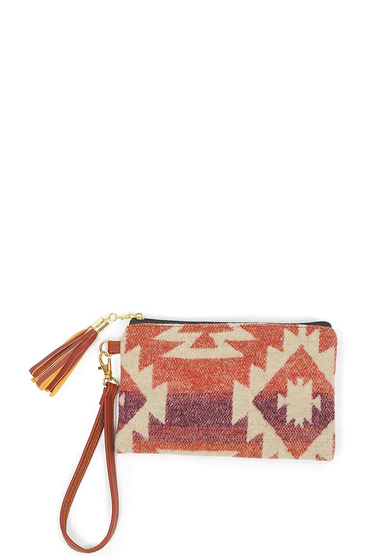 WESTERN PATTERN CLUTCH WITH WRISTLET