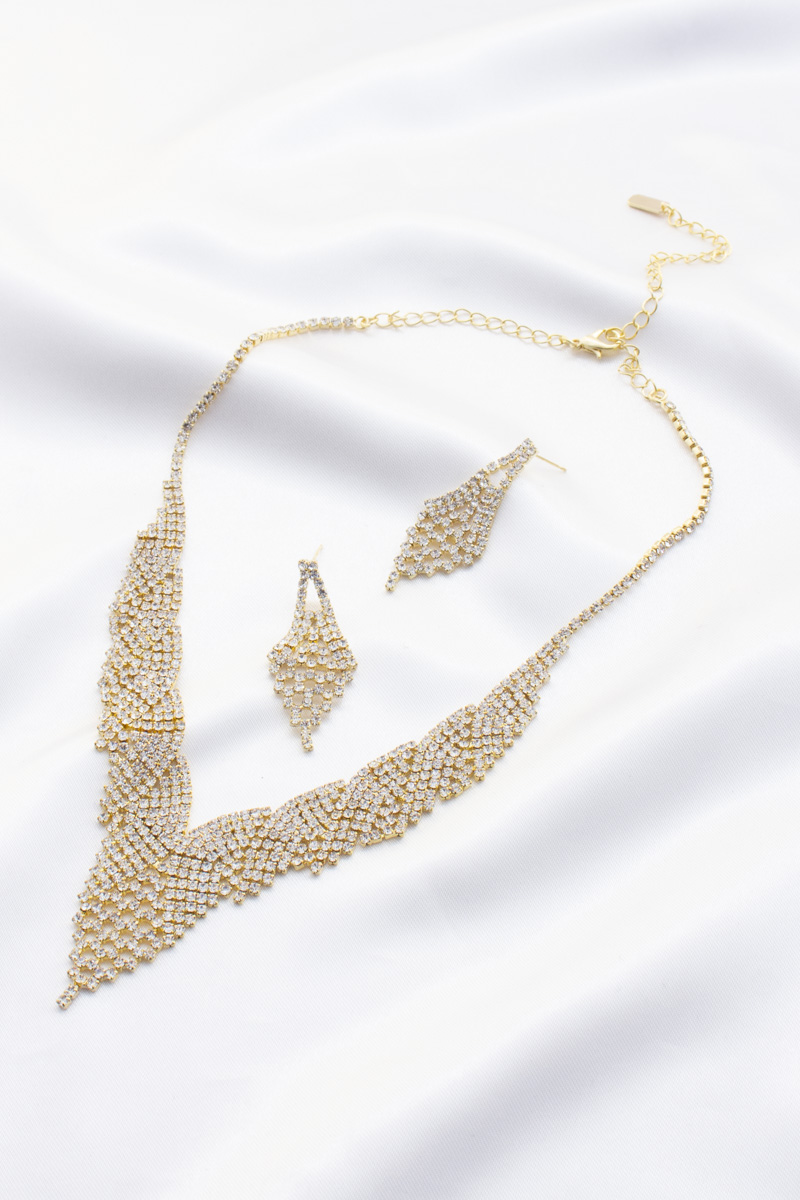 V SHAPE RHINESTONE NECKLACE