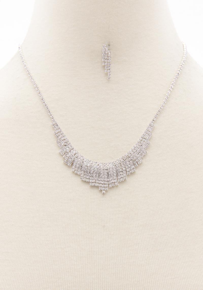 RHINESTONE NECKLACE