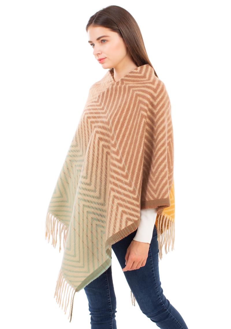 FASHION ARROW TASSEL PONCHO