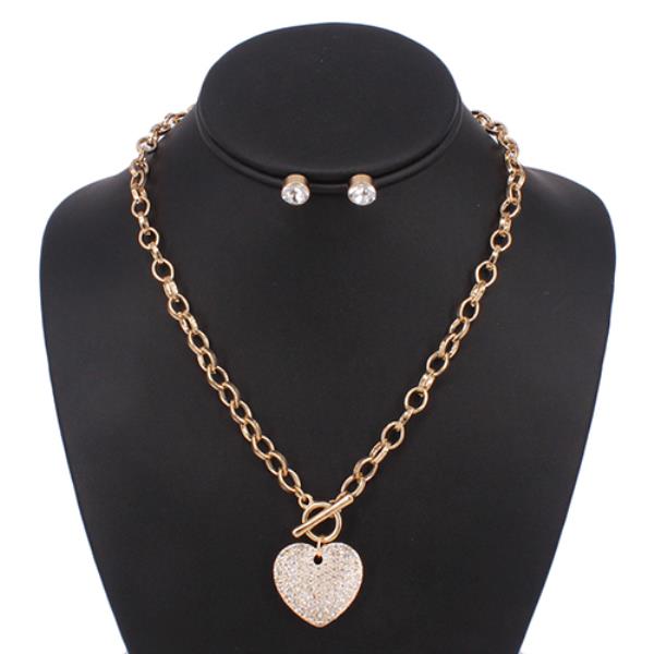 RHINESTONE HEART PENDANT CIRCLE LINK NECKLACE