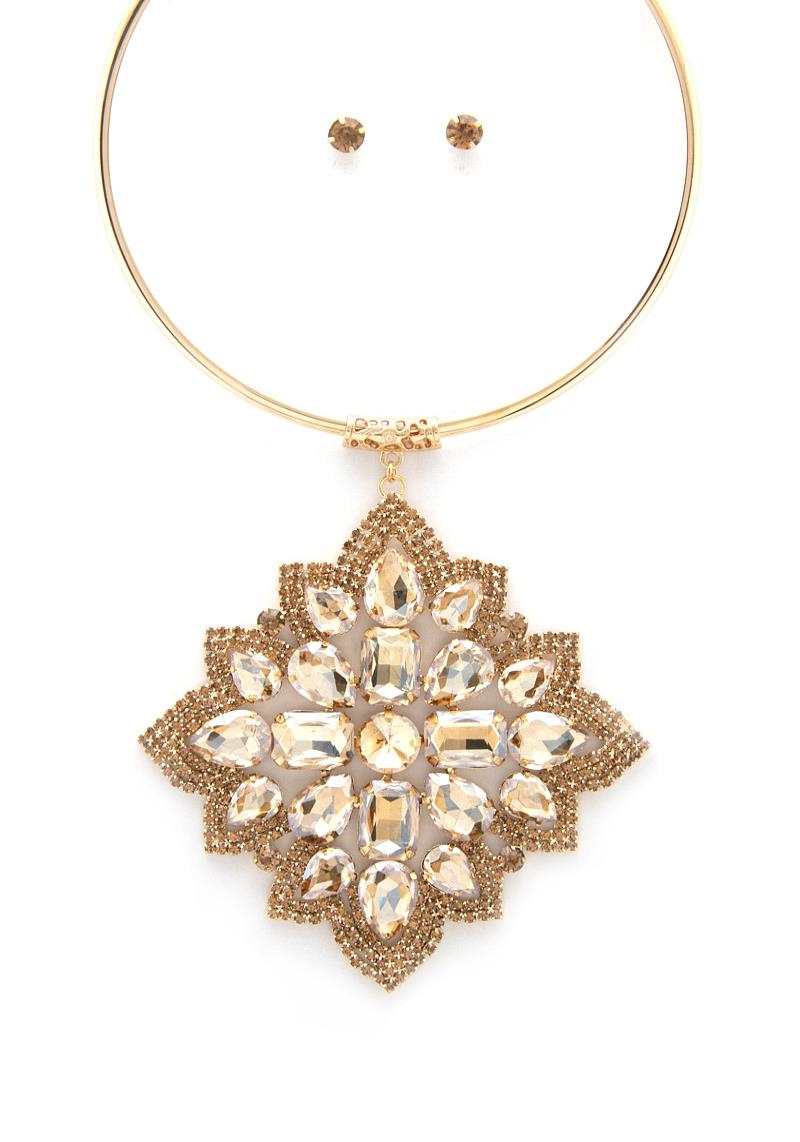 OVER SIZE MORROCAN SHAPE RHINESTONE NECKLACE