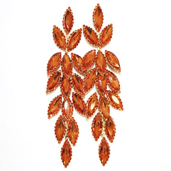 LEAF PATTERN RHINESTONE DANGLE EARRING