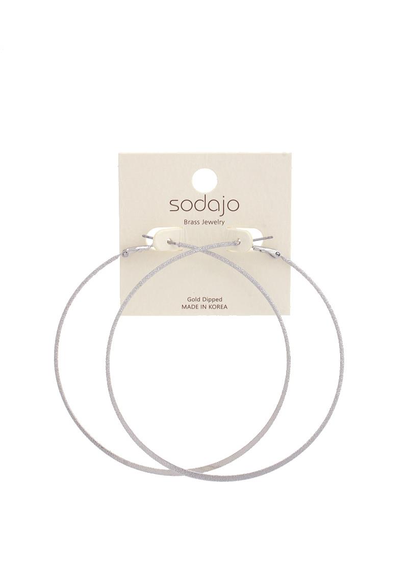 SODAJO TEXTURED HOOP EARRING