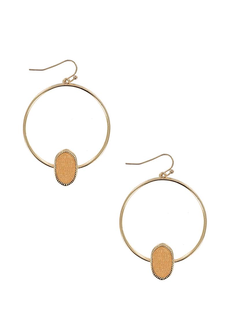 FASHION OVAL DESIGN METAL HOOP EARRING