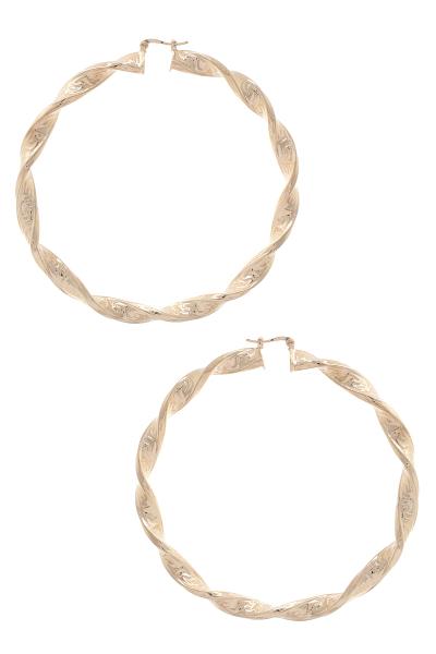 TWISTED OVERSIZE METAL HOOP EARRING