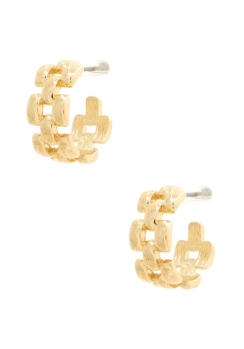 FASHION LINK METAL DESIGN EARRING