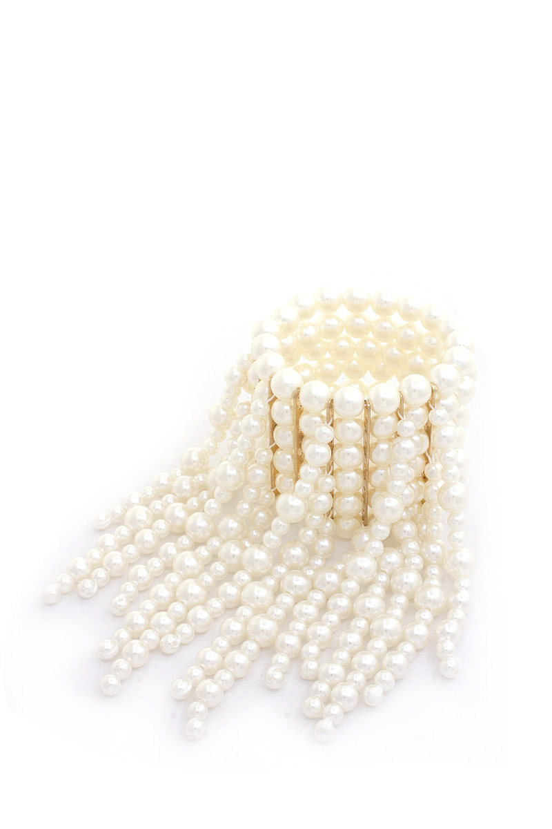 CHUNKY PEARL STAND CUFF BRACELET