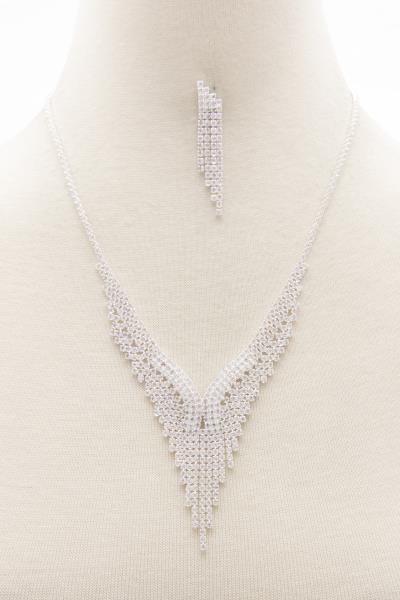 RHINESTONE NECKLACE