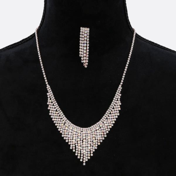 RHINESTONE NECKLACE