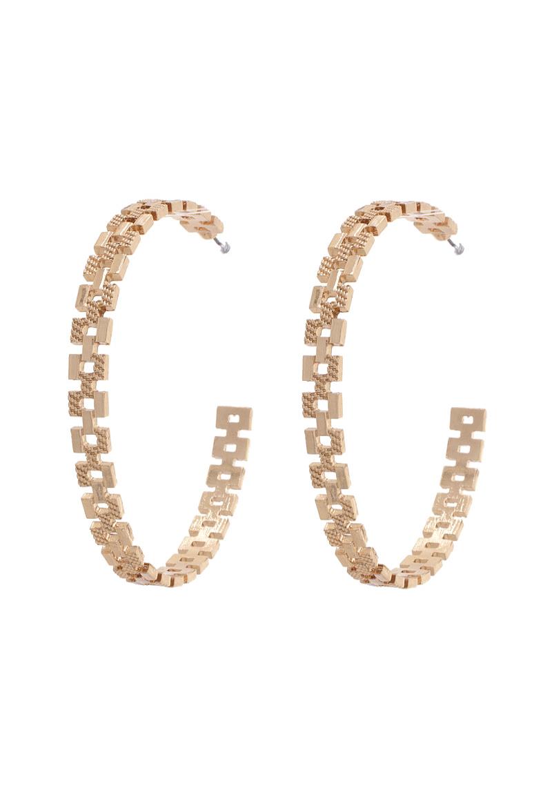 RECTANGLE PATTERN OPEN CIRCLE EARRING