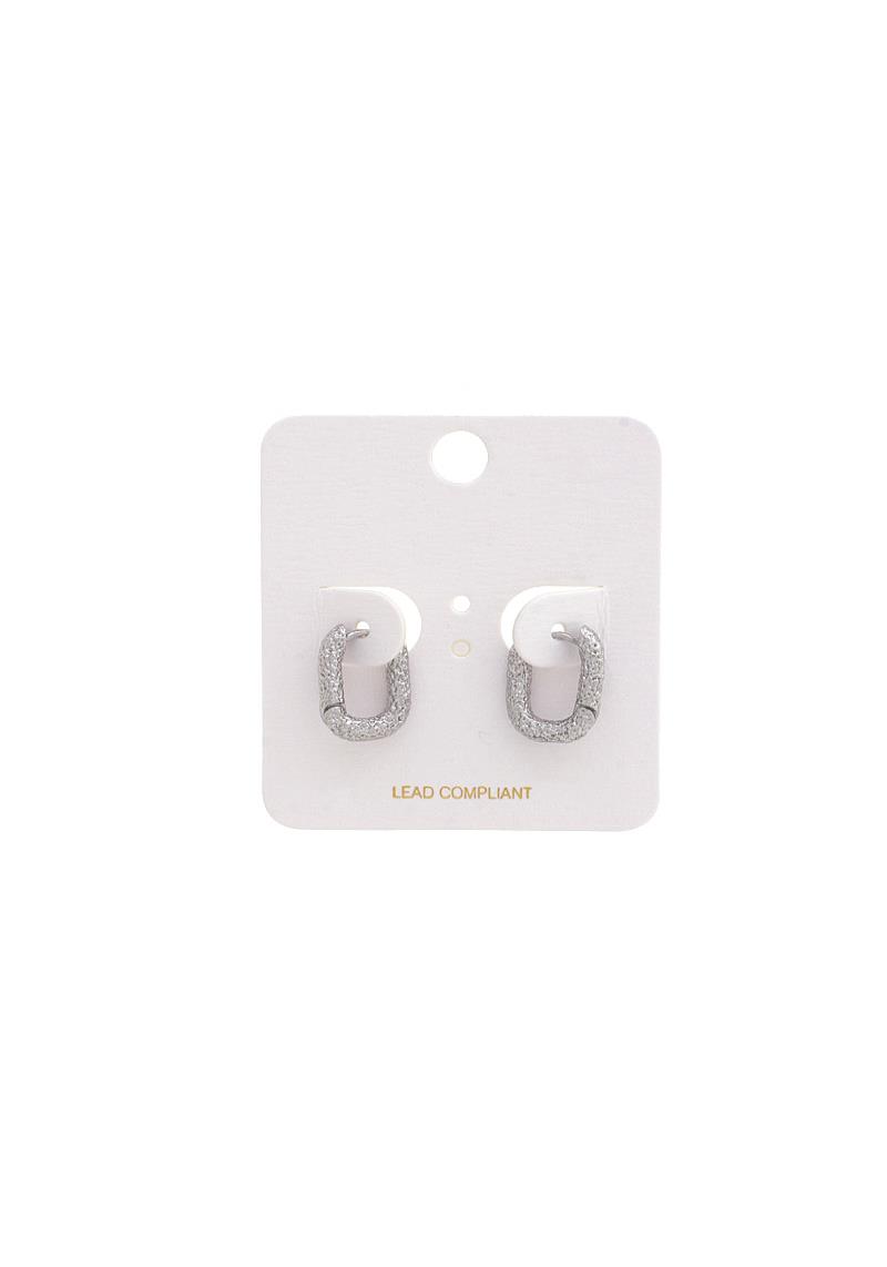 TEXTURED MINI OVAL EARRING