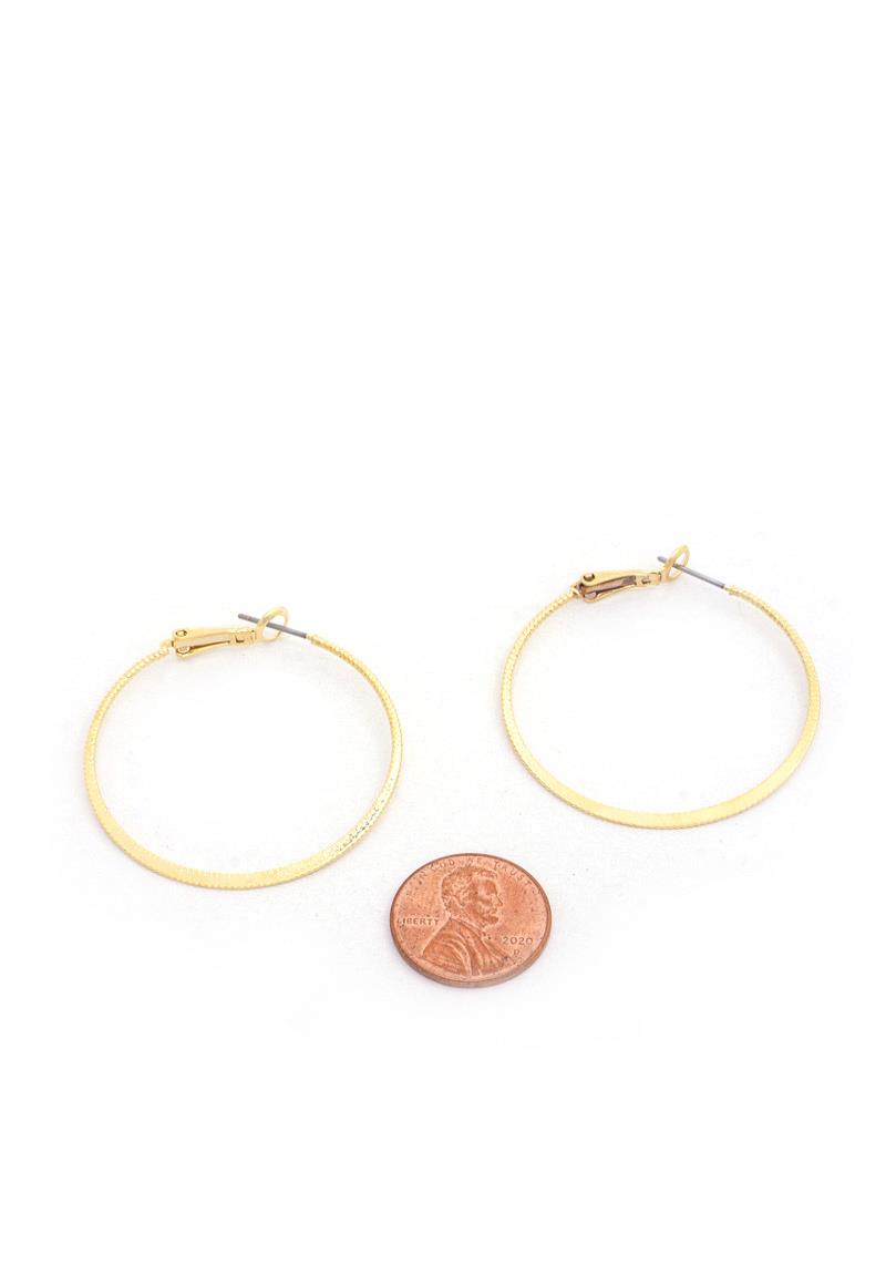 TEXTURE GOLD DIPPED HOOP EARRING