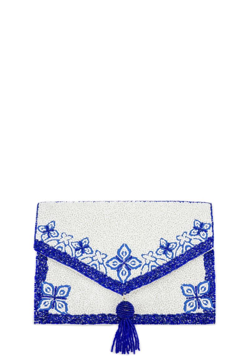 SEED BEAD BLUE FLOWER PATTERN CLUTCH