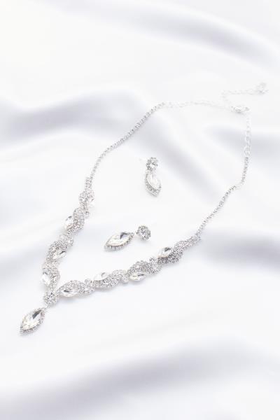 MARQUISE BRIDAL RHINESTONE NECKLACE