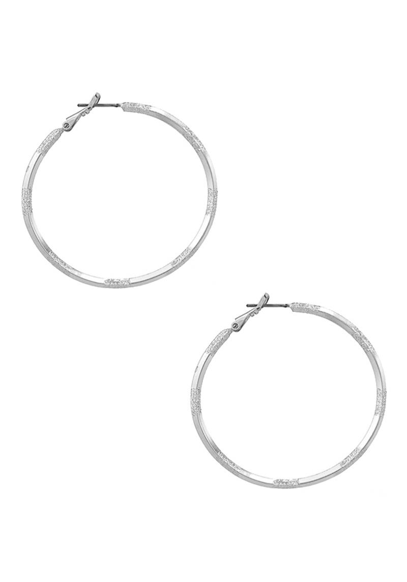 METAL HOOP EARRING