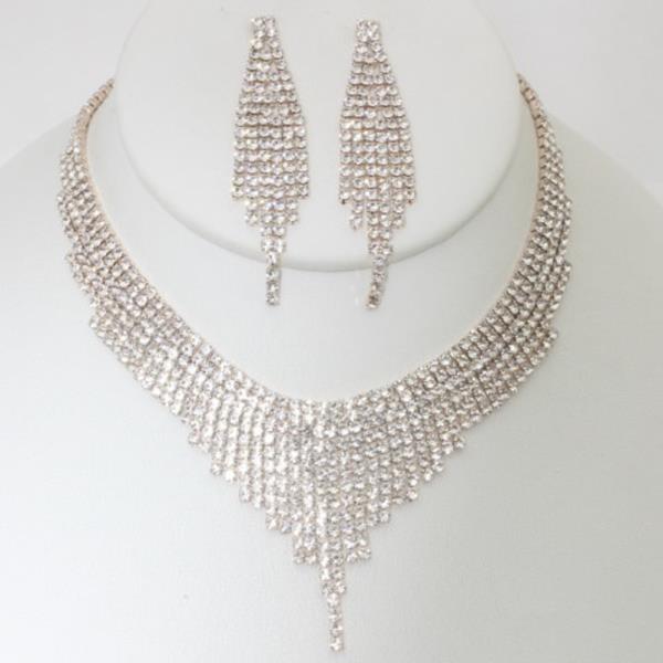 RHINESTONE NECKLACE