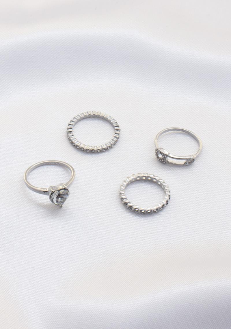 SODAJO HEART SHAPE RHINESTONE ASSORTED RING SET