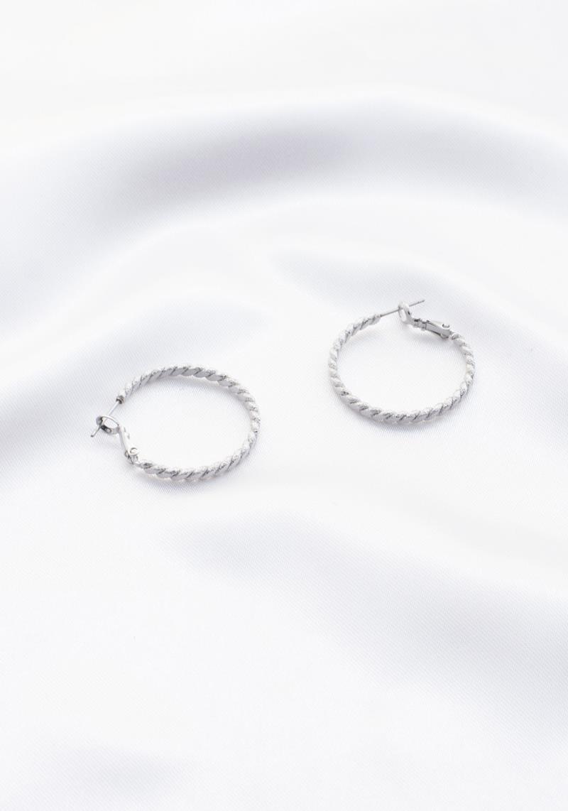 SODAJO TWISTED METAL HOOP EARRING