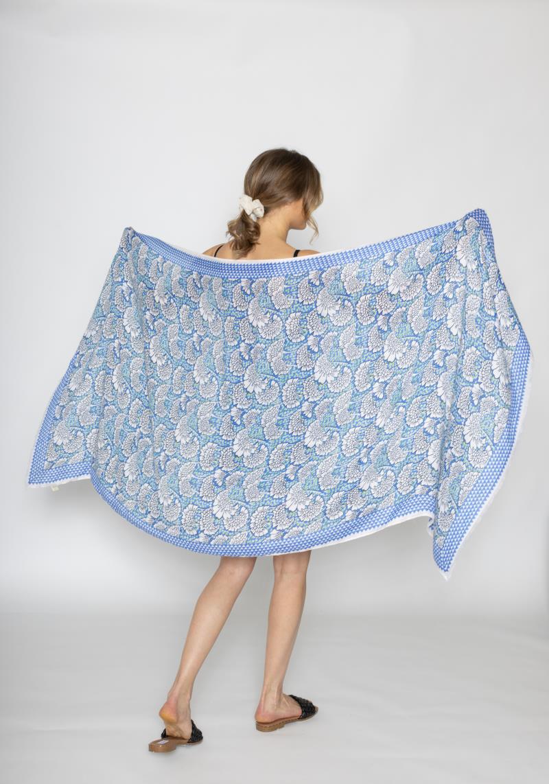 FLORAL PRINT SCARF