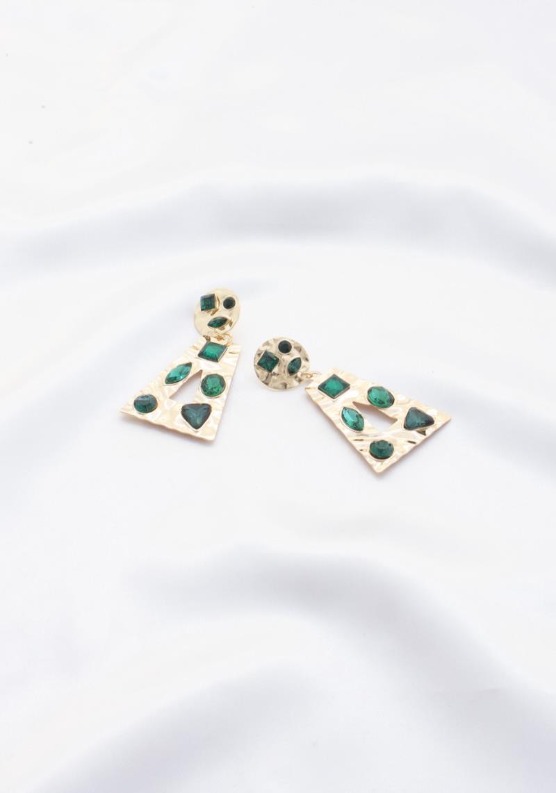 CRYSTAL TRIANGLE SHAPE DANGLE EARRING