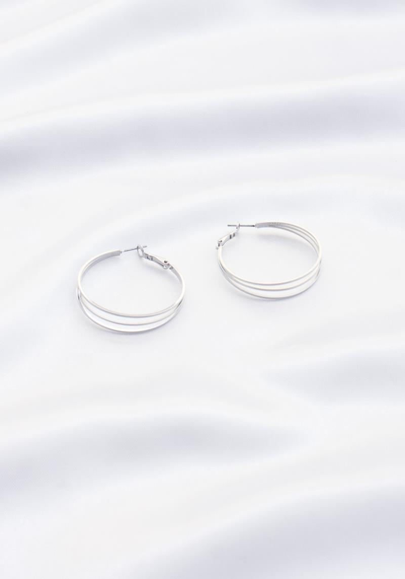 SODAJO TRIPLE HOOP EARRING