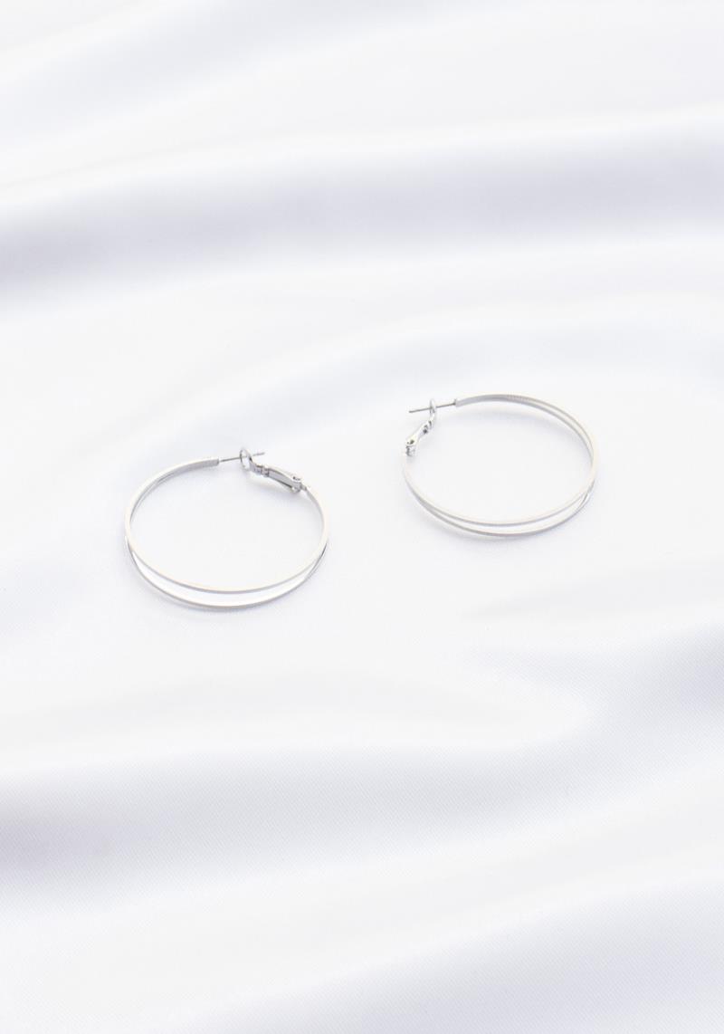 SODAJO DOUBLE HOOP EARRING