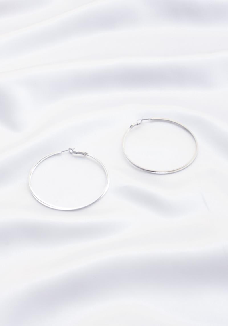 SODAJO DOUBLE HOOP EARRING